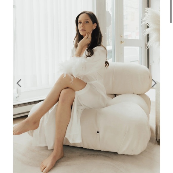 NEW | Feather Bridal Robe - Picture 2 of 7